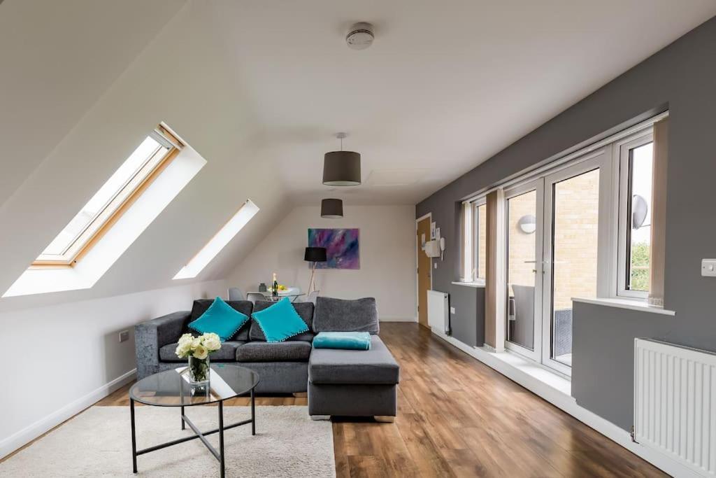 Tm - Rana Court 1 Bedroom Apartment With Balcony Oxford Buitenkant foto