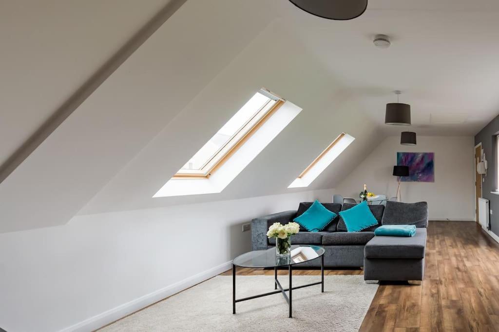 Tm - Rana Court 1 Bedroom Apartment With Balcony Oxford Buitenkant foto